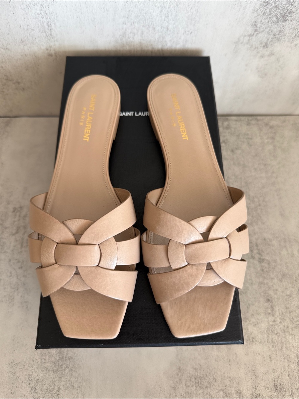 Saint Laurent Tribute Nude Leather Flat Slide Sandals Size 39 - Picture 3 of 5